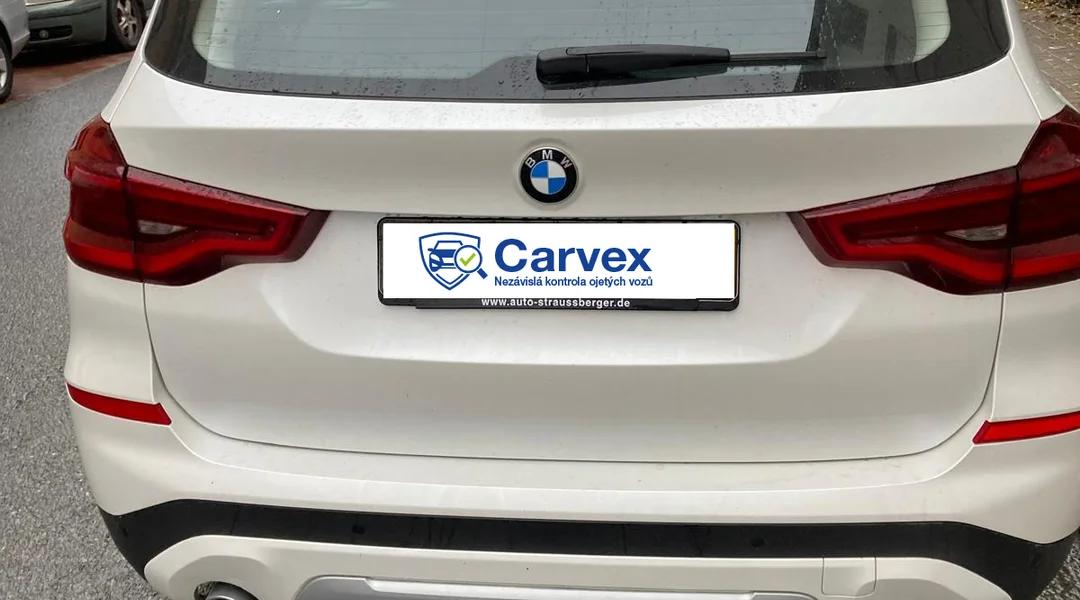 BMW X3 xDrive 20d - detail kontroly CARVEX